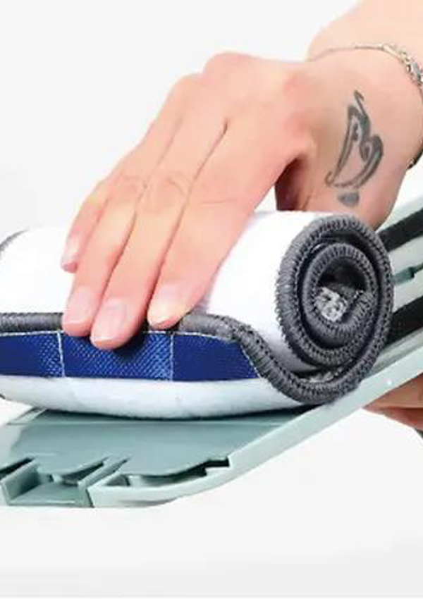 F16 フラットモップバケットのクリーニング